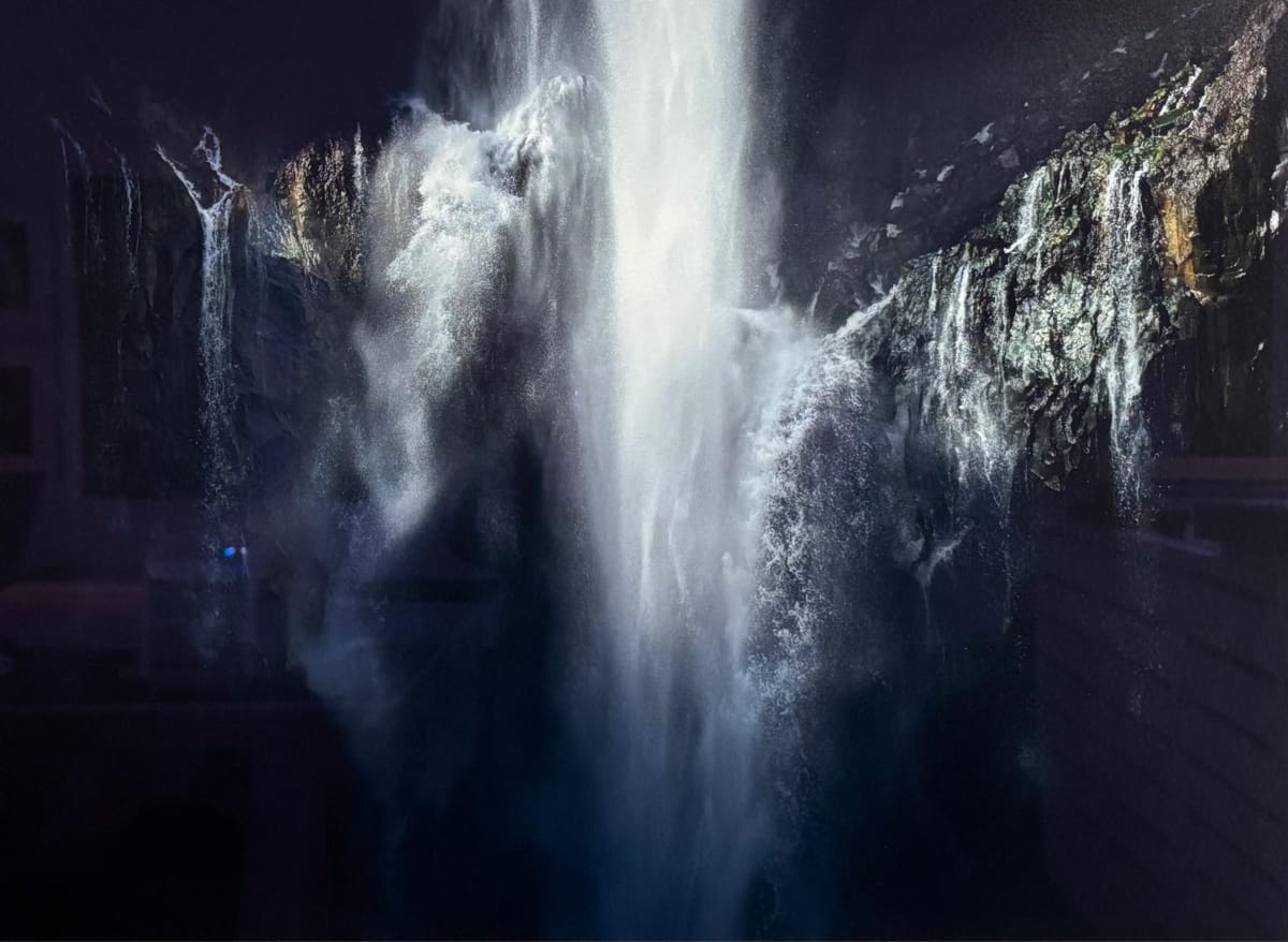 滝と火炎展」第4週 : 十文字美信